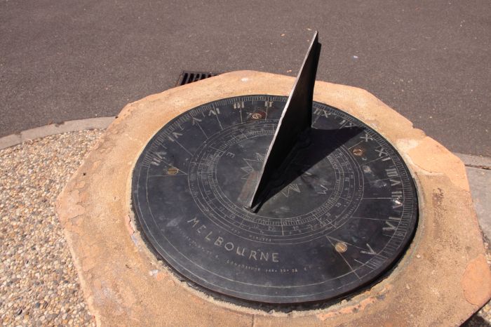 Horizontal sundial dial finished bss